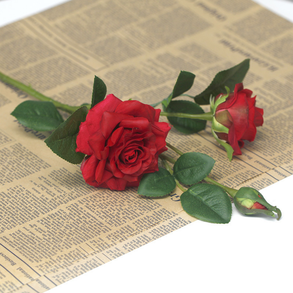3 Three-headed curled moisturizing corner rose